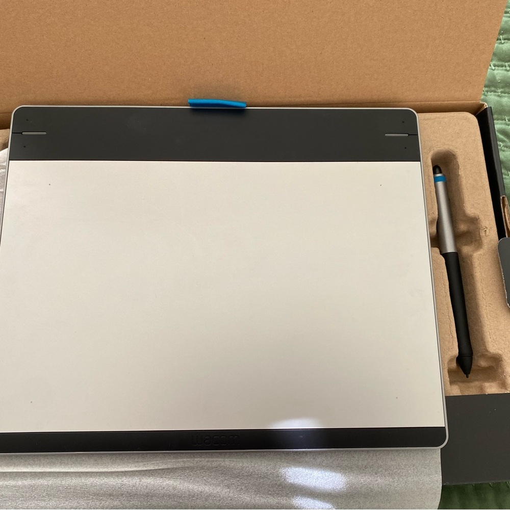 Wacom Intuos Drawing Tablet